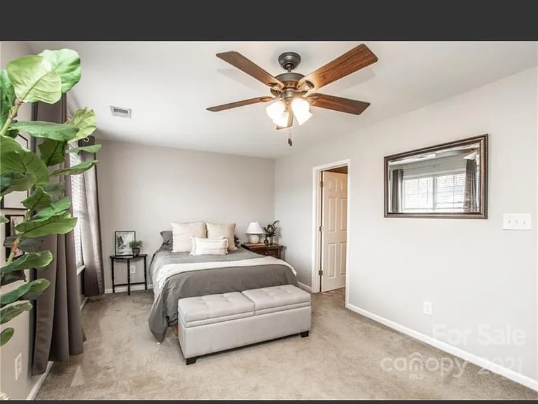 7138 Tom Castain Ln — Photo 8