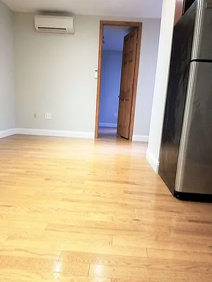 Rented by The Hamilton Group | media 33