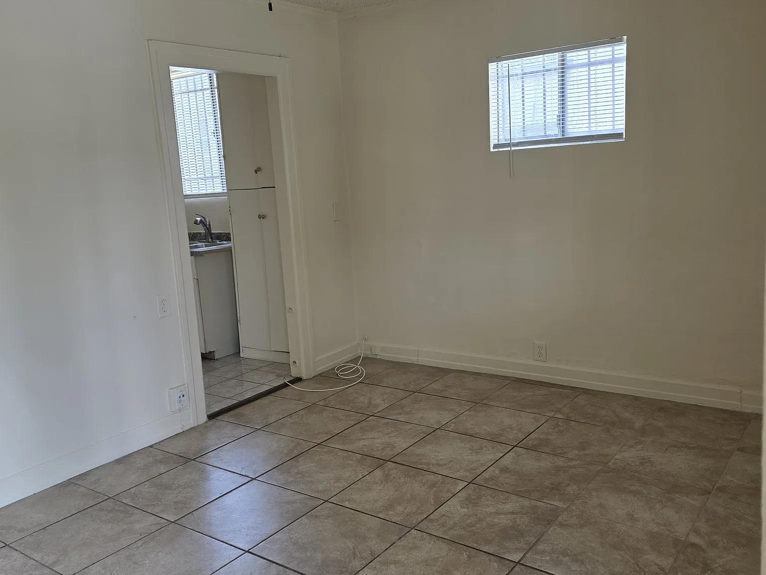 9019 Baring Cross St — Photo 3