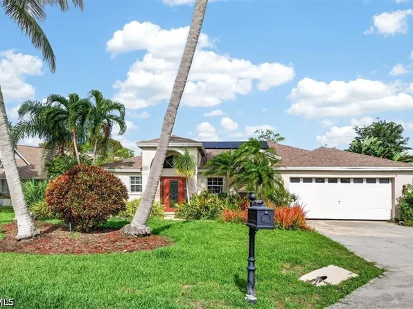 1145 Moon Lake Dr, Naples, FL 34104