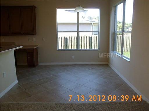 3rd image of 218 Blue Crystal Dr