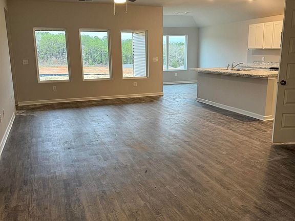 3rd image of 49 Trophy Loop