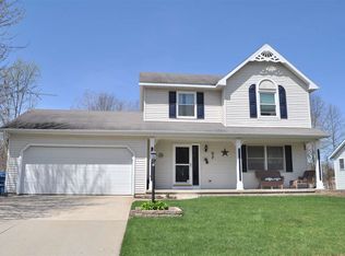 1012 Hidden Meadow Ln, Middlebury, IN 46540