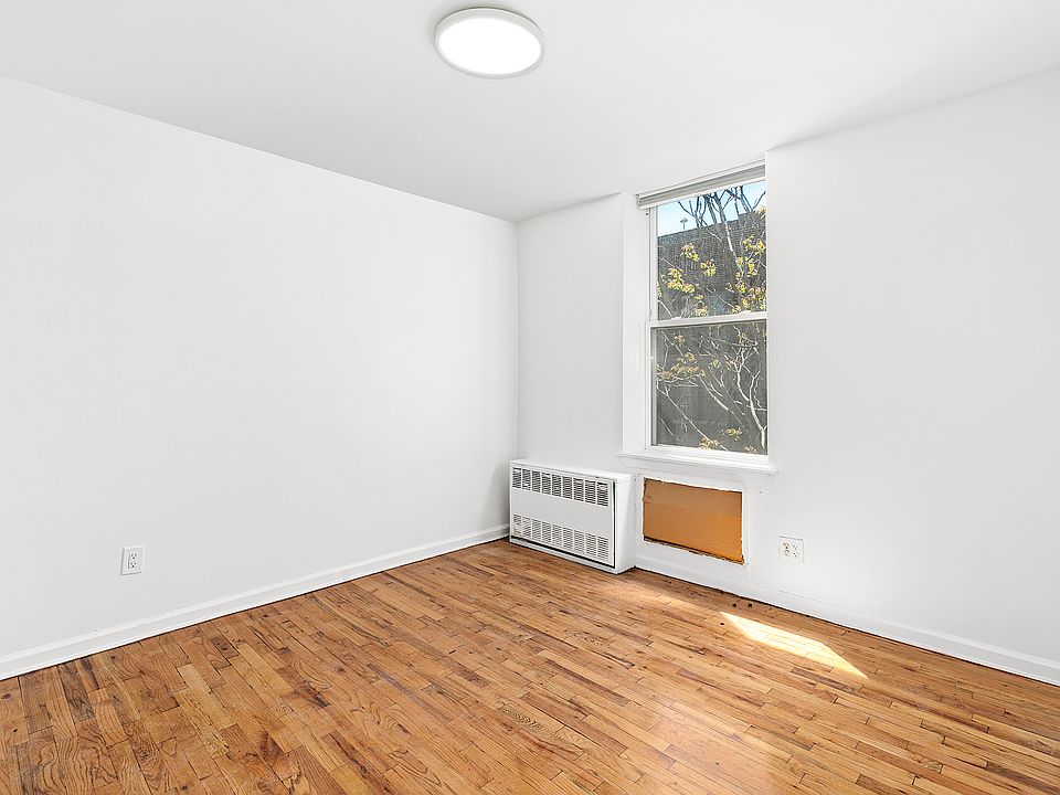 2nd image of 320 W 22nd St APT 3A