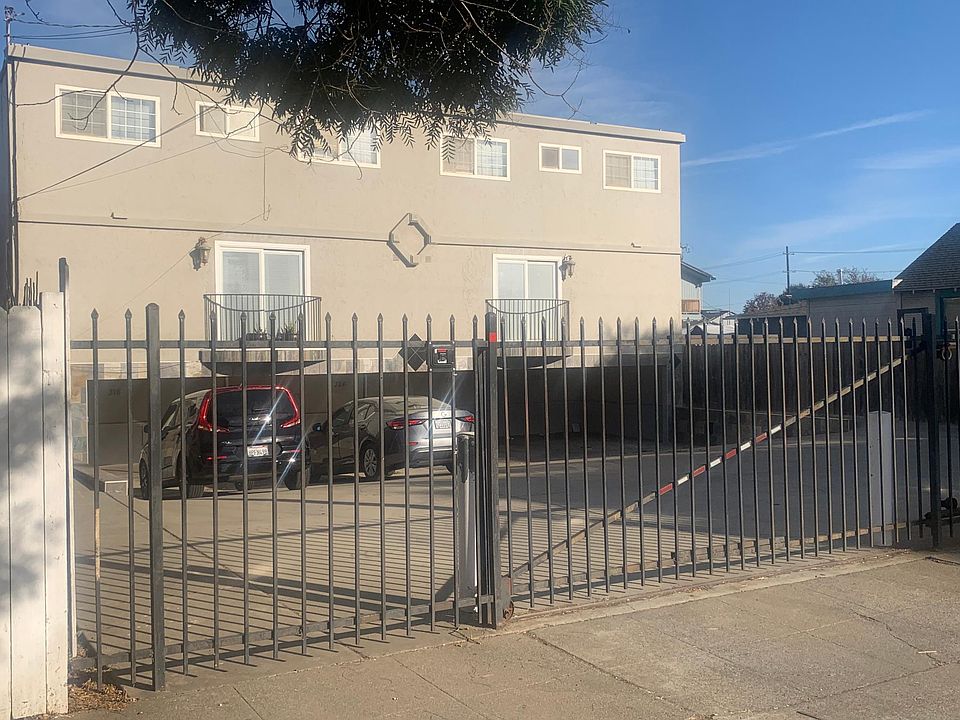 1st image of 322 S 5th St