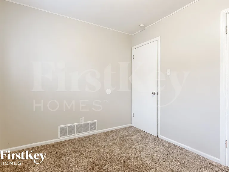 4600 W 79th Pl — Photo 13