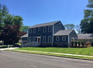 1735 Ridgeway Ave, Willow Grove, PA 19090