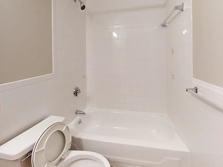 97 Hudson St #2 — Photo 3