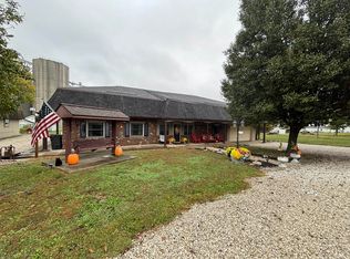 106 E 16th St, Vincennes, IN 47591