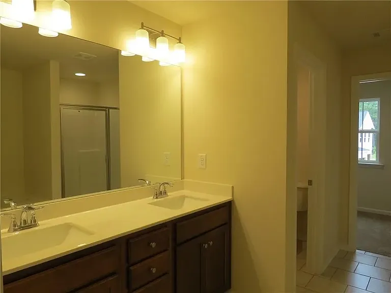 5640 Berney Cir — Photo 5