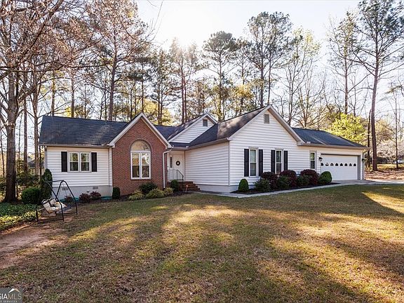 4th image of 138 Rivoli Oaks Cir