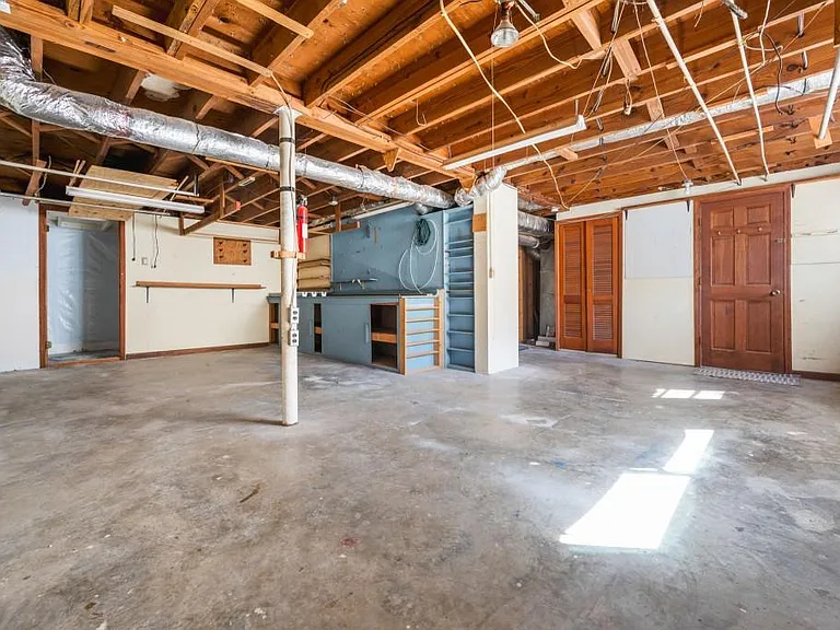 2604 Sunny Ln SE — Photo 29
