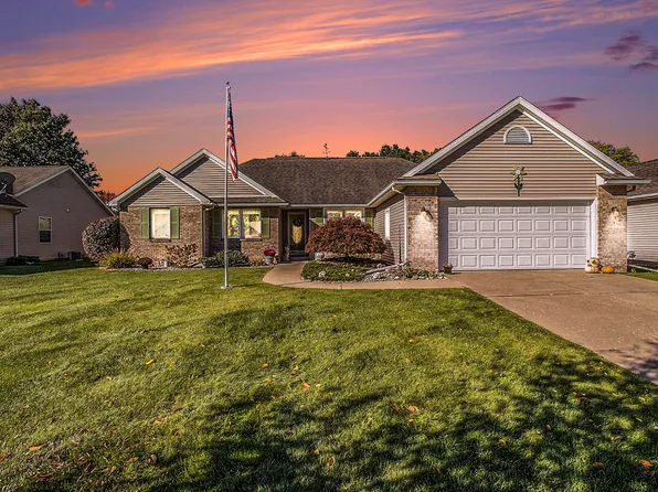 8099 Robinbrook St, Richland, MI 49083