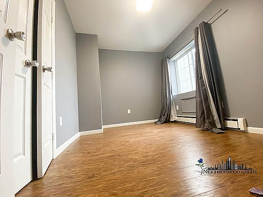 5th image of 1747 Sterling Pl #3