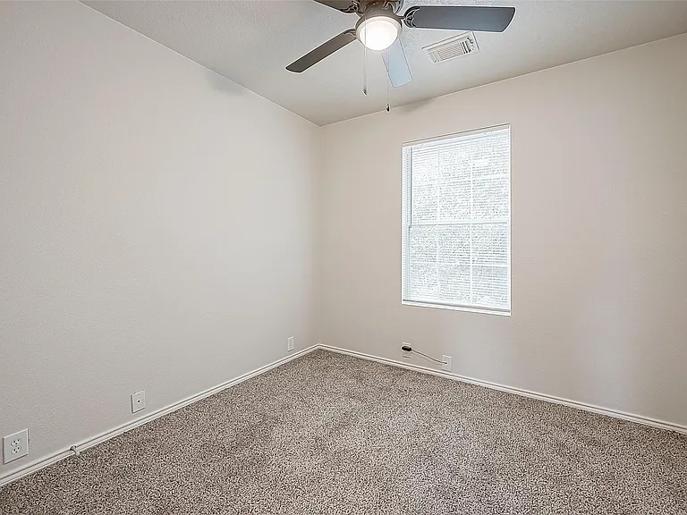 23814 Single Oak St — Photo 2