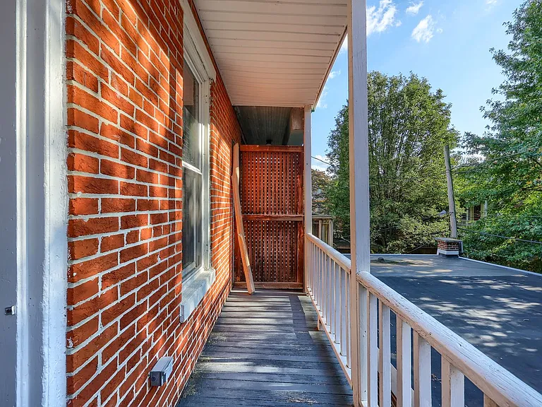 1120 Green Street — Photo 21