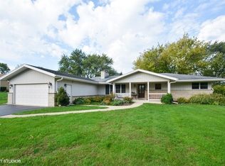 8024 Tennessee Ave, Willowbrook, IL