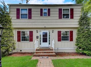 21 James St, Somerville, NJ 08876