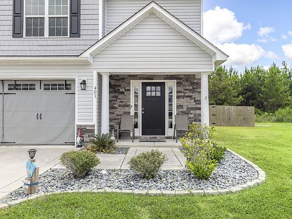 2nd image of 403 Phelps Ct