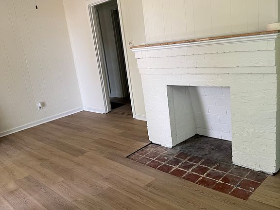 5th image of 509 Flegal Ave