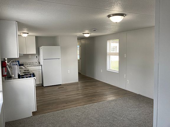 4th image of 637 Brandywine Ln