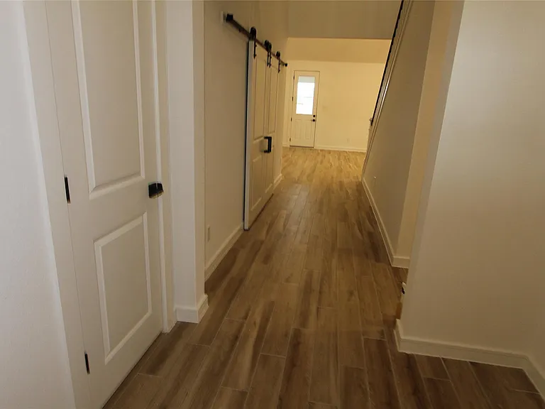 21202 Surf Island Dr — Photo 16