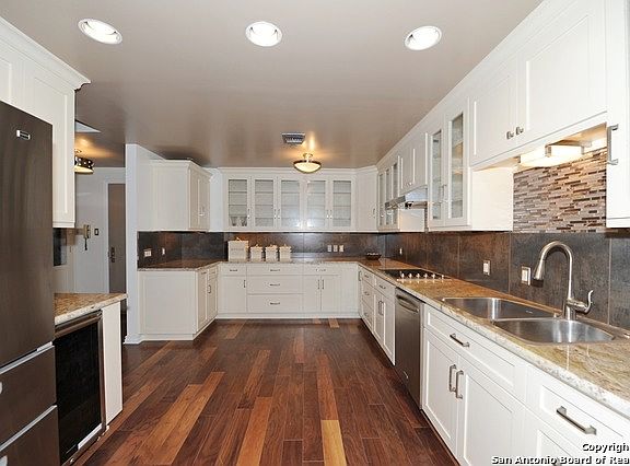 4th image of 7887 Broadway St APT 101