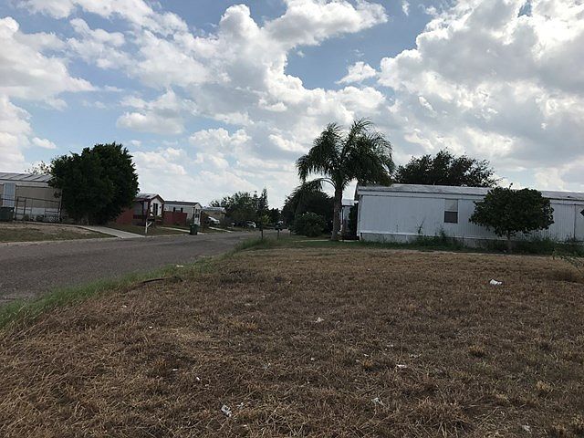 2nd image of 1209 Sapphire Ave