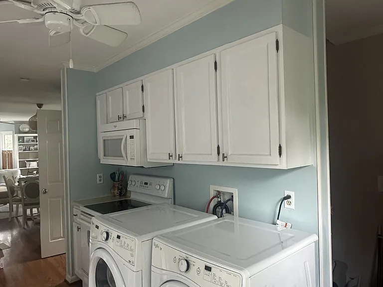 1719 Wheat St — Photo 11