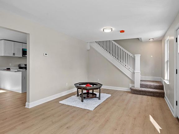 4th image of 6820 Brown St