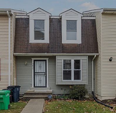 3rd image of 5835 Hil Mar Dr