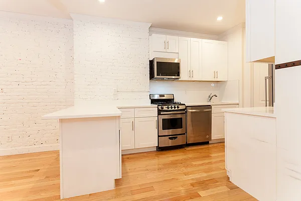 Rented by Corcoran | media 1