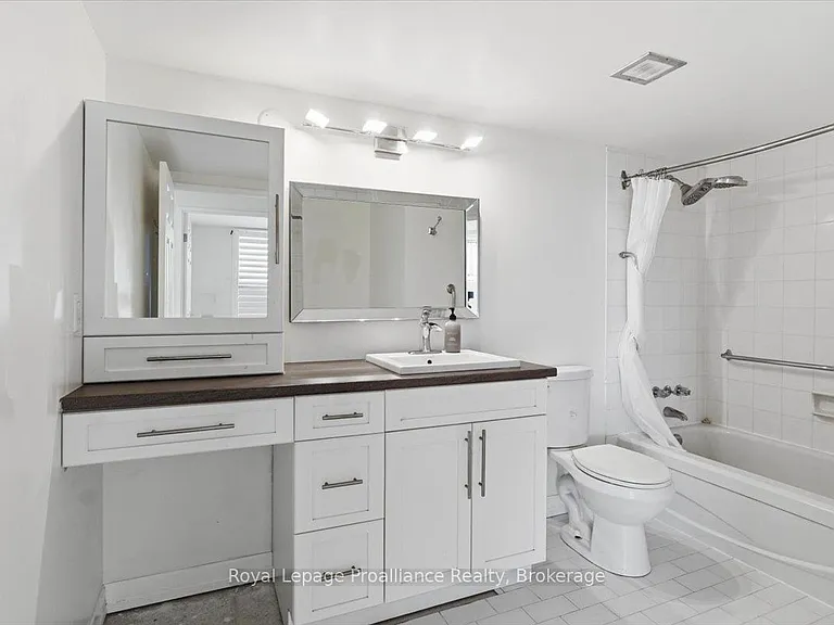 350 Front St #504 — Photo 9