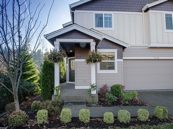 3rd image of 7719 NE 19th Way