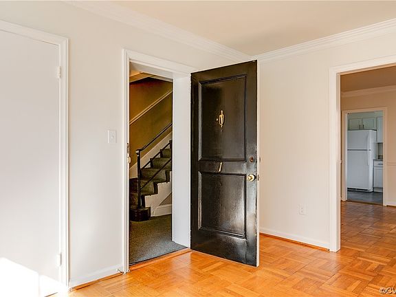 4th image of 2606 Park Ave #U1