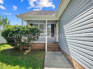 1718 Kay St, Greensboro, NC 27405