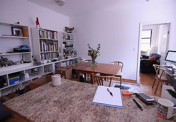 4th image of 302 E 5th St #2C