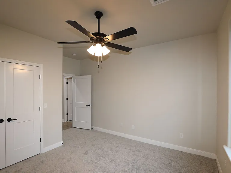 3251 Tulsa Dr — Photo 11