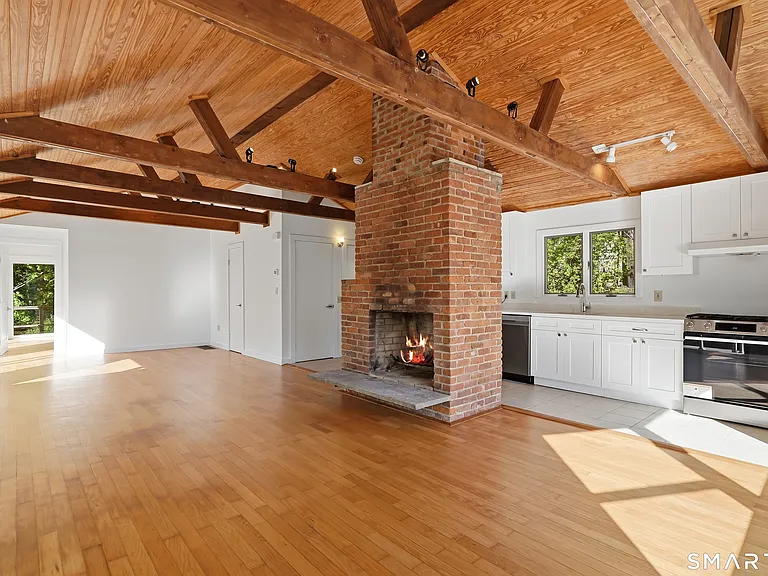 12 Jacob St — Photo 4
