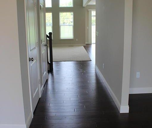 2nd image of 10498 Hazelnut Dr