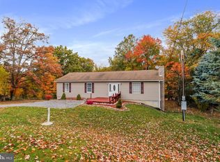 8525 Monns Gap Rd, Waynesboro, PA 17268