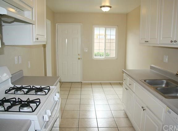 4th image of 409 W Citrus Edge St
