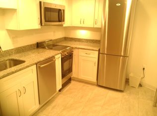 1101 S Arlington Ridge Rd #1, Arlington, VA 22202