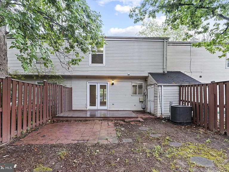 1718 Brightwell Ct — Photo 23
