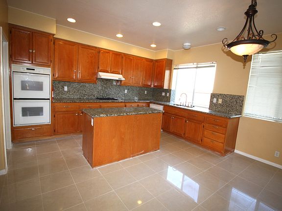 2nd image of 1172 Sunbright Dr