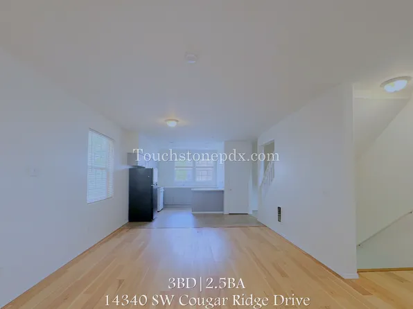 14340 SW Cougar Ridge Dr, Beaverton, OR 97008