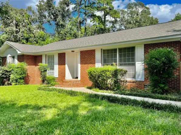 1201 Domingo Dr, Tallahassee, FL 32304