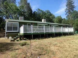 2nd image of 13640 Lake Blvd