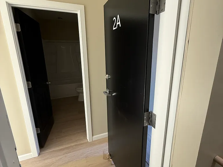 1015 Lancaster Ave #2A — Photo 4