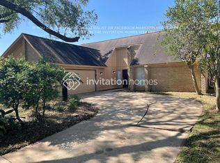 15922 Walnut Wood Dr, Houston, TX 77084